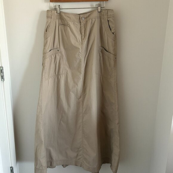 MNG (Mango) A-line Khaki Maxi Skirt Front and Back Pockets Pleated Back Sz 12 - Picture 1 of 5